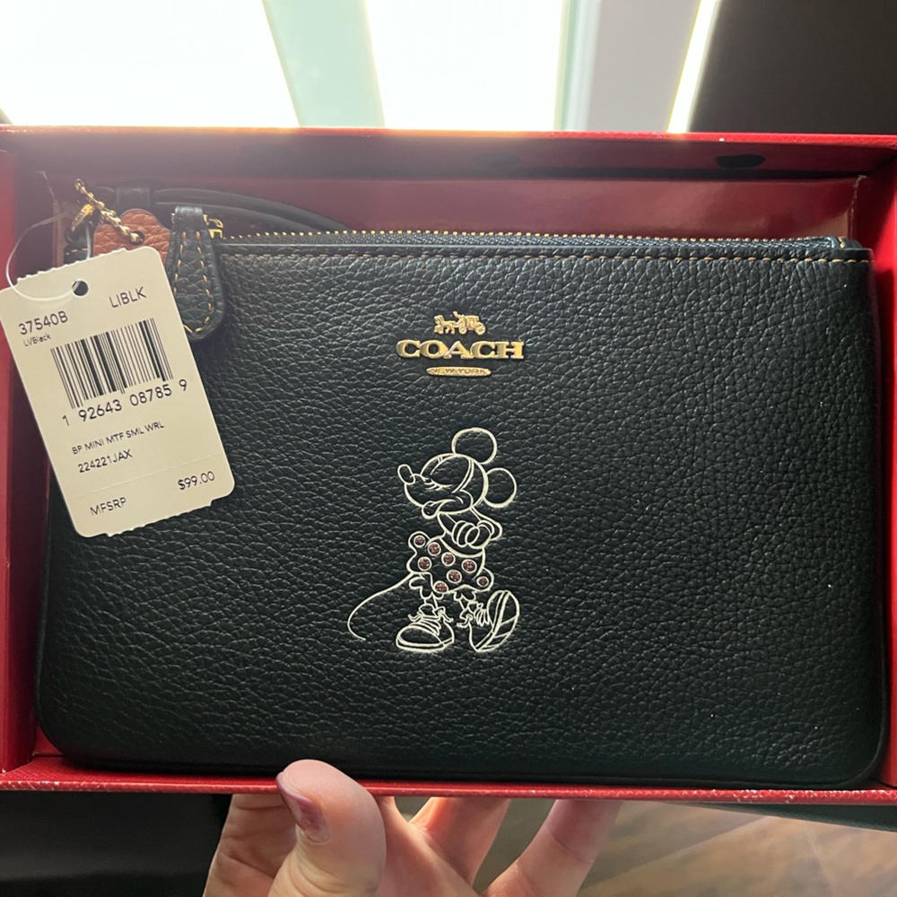 Disney Coach Minnie wristlet black